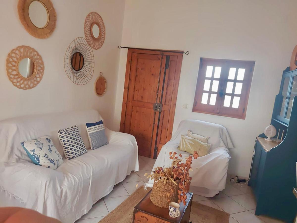 Villa Connie Serranova Esterno foto