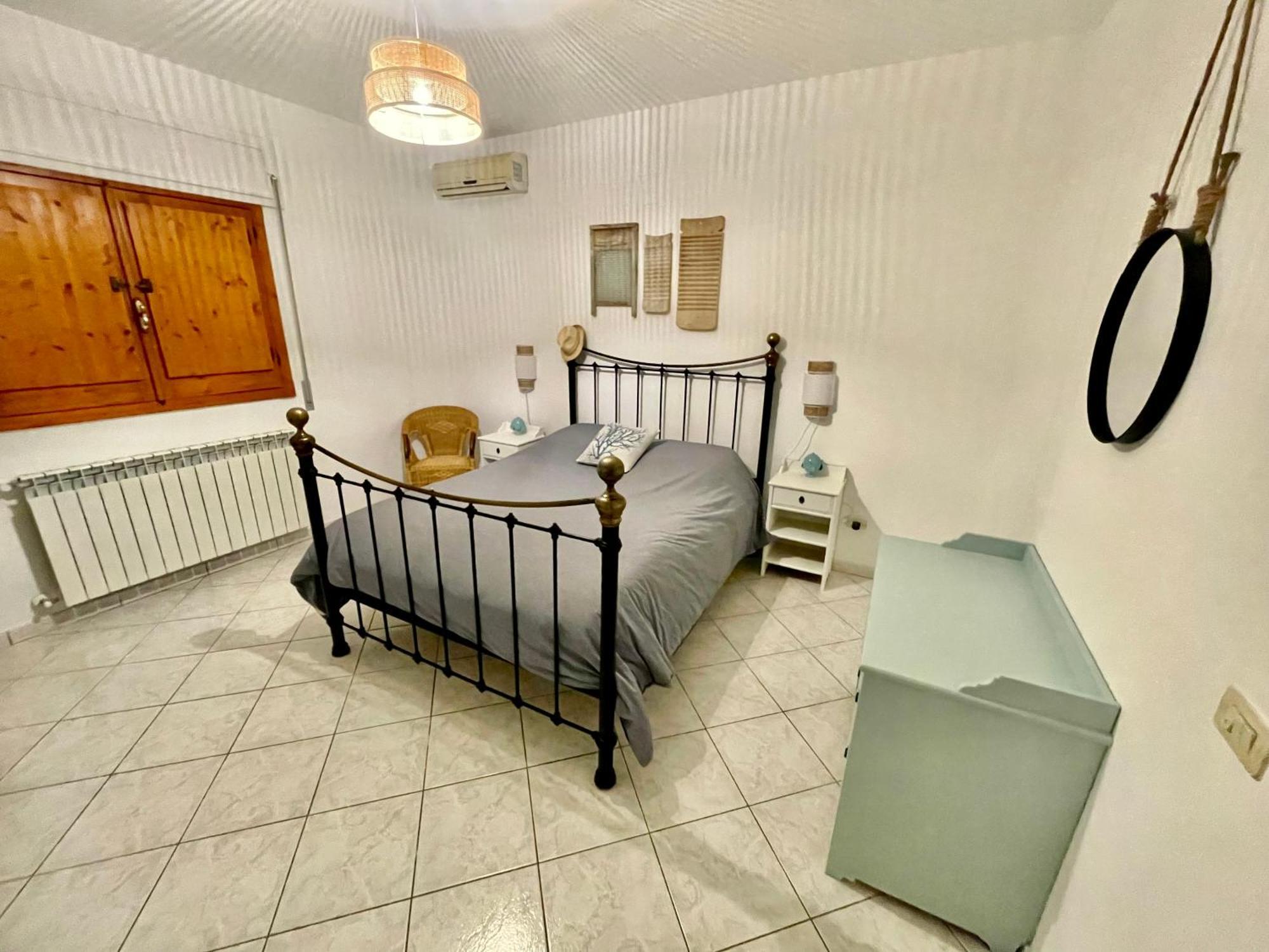 Villa Connie Serranova Esterno foto