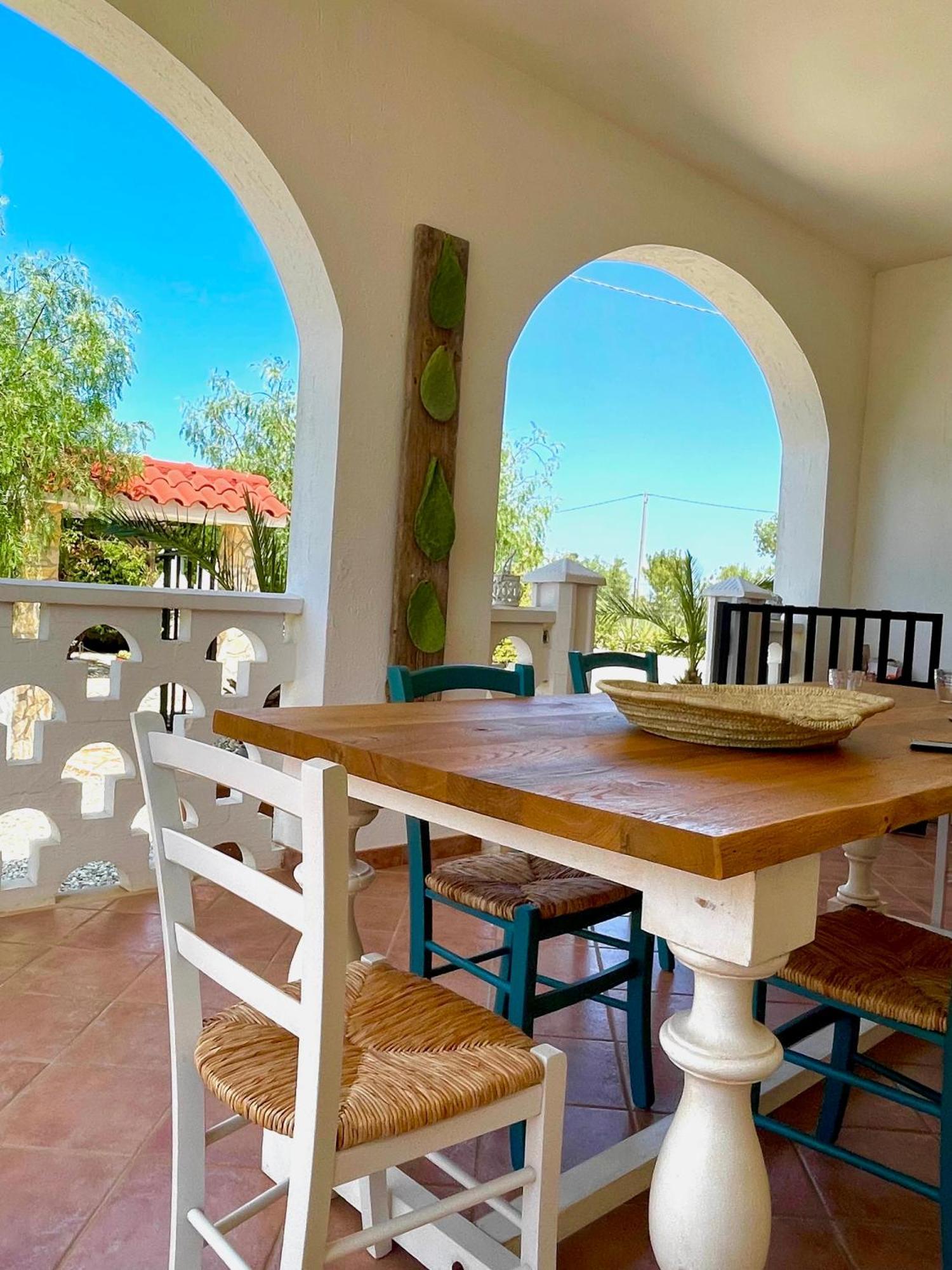 Villa Connie Serranova Esterno foto